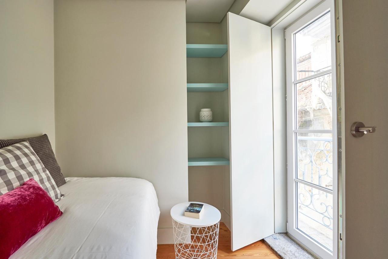 Modern Apartment Bica Dos Olhos リスボン 部屋 写真